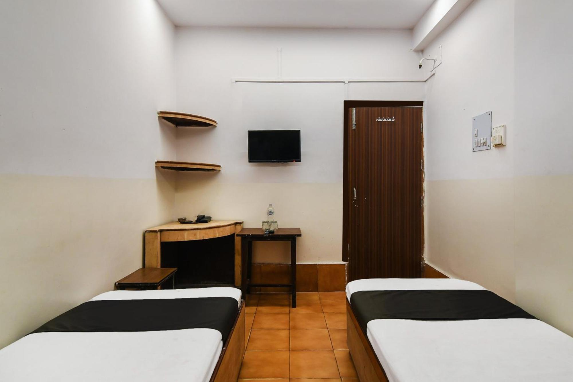 Hotel O Dinar Kolkata Bagian luar foto
